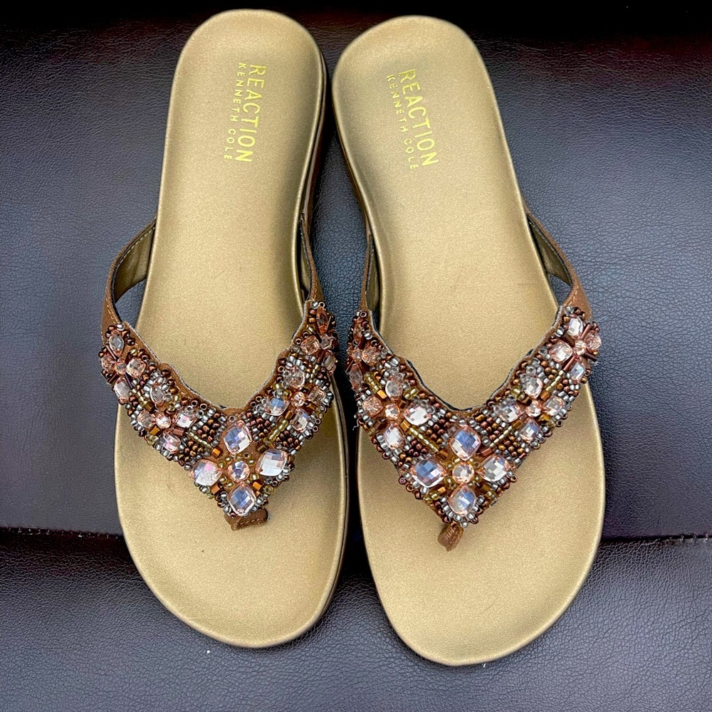 Kenneth Cole Reaction Women's Glamathon Flat Sandals 8 1/2